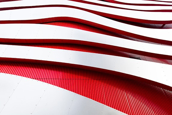 red color palette maker